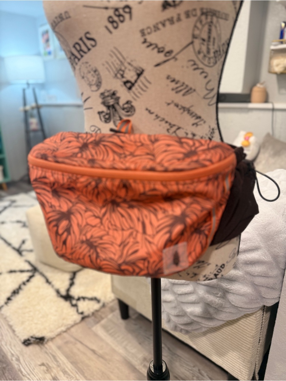 FP Movement Happy Packer Sling Bag - Picture 5 of 12